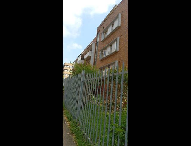 1 BEDROOM APARTMENT FOR SALE IN PIETERMARITZBURG CENTRAL